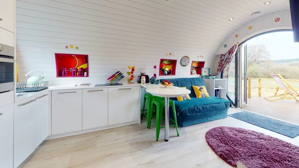 Plan the Perfect Pet-Friendly Glamping Getaway with Let's Glamp Retro!