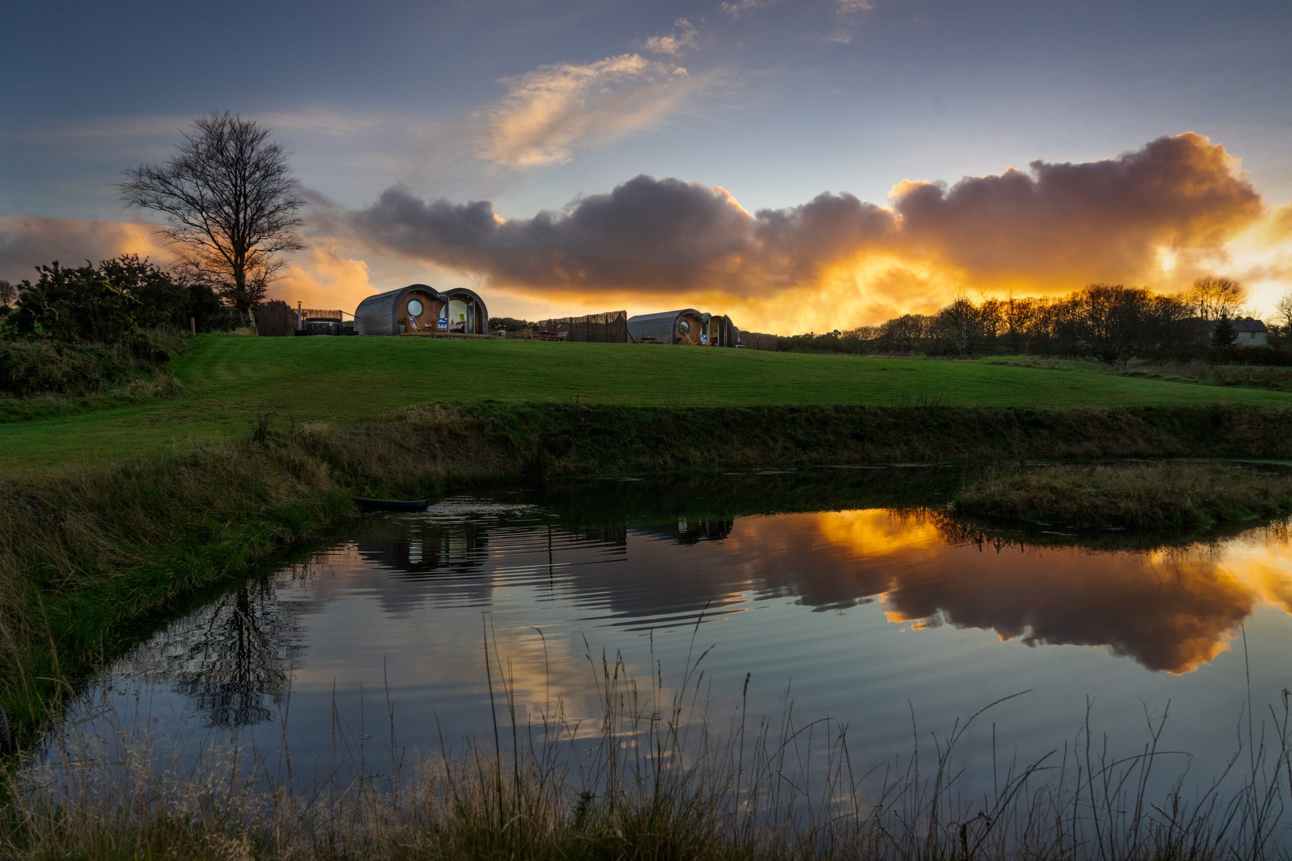 Ring in the New Year with a Retro Glamping Adventure! 🎉